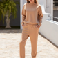 Comfortabele tweedelige set voor dames, bestaande uit een sweatshirt en joggingbroek